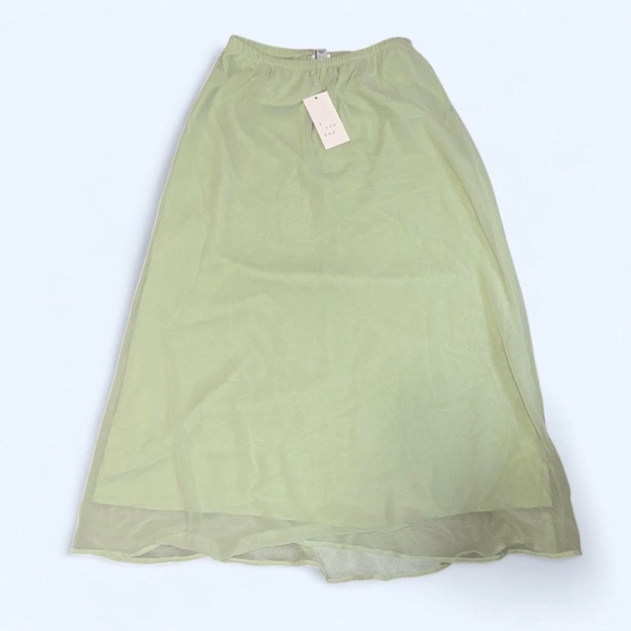 Elegant Green A New Day Midi Skirt - Picture 6 of 6